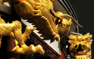 ZZ-B-Shanghai-gold-dragons-on-building-old-city